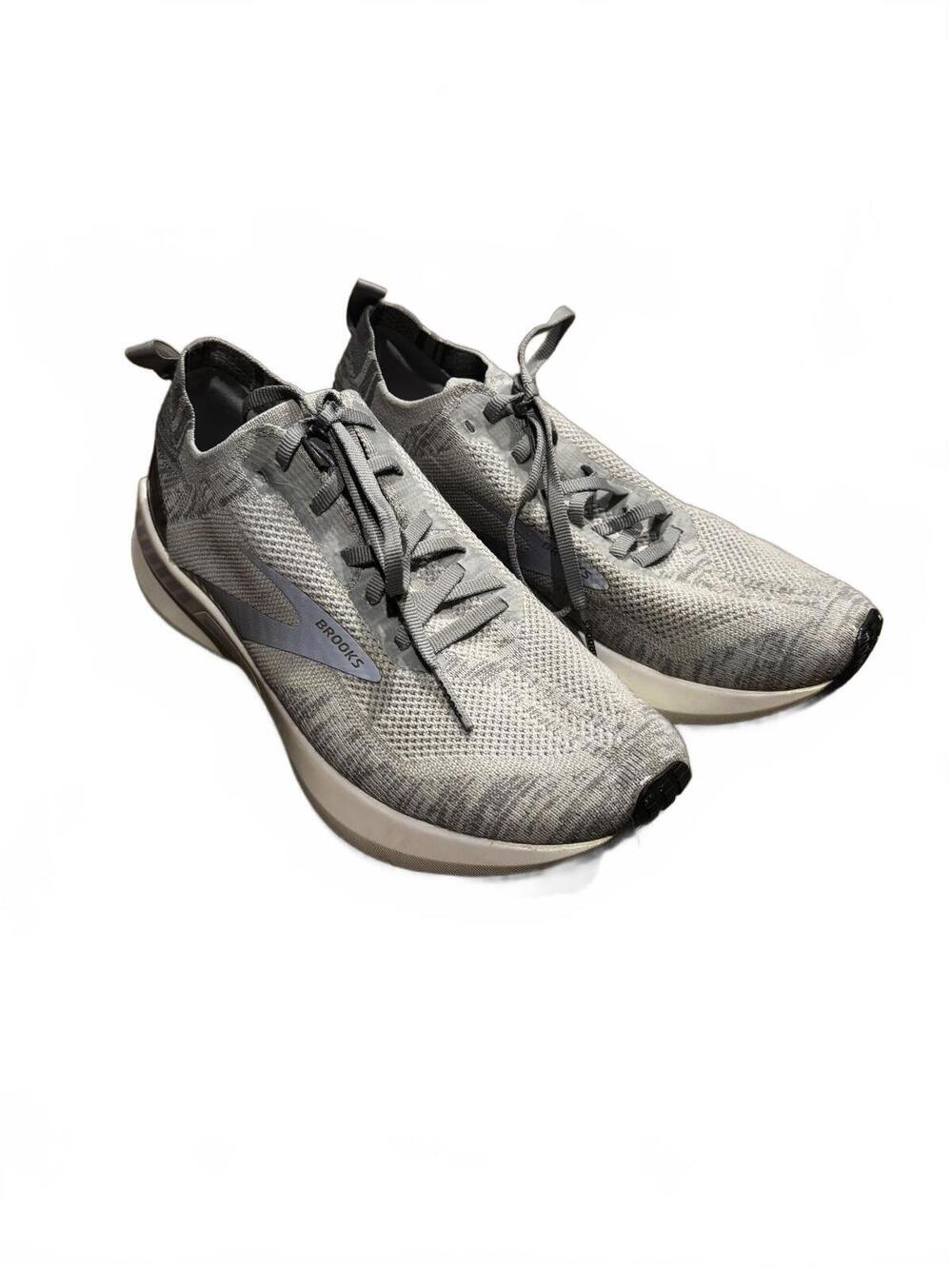 Brooks Lightweight Running Shoes Size 9 Gray